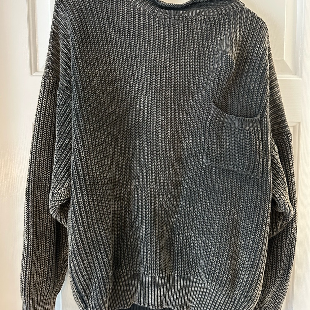 Charcoal Ribbed Knit Pullover